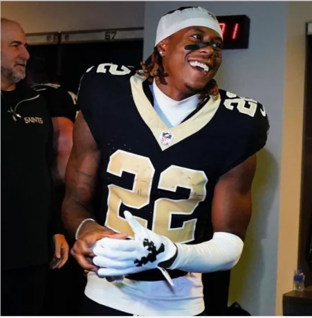 Chromey Football Gloves